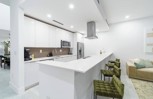 Coconut Grove House | Coconut Grove Villa, Private Pool, Grill, Outdoor Living, King Bed
