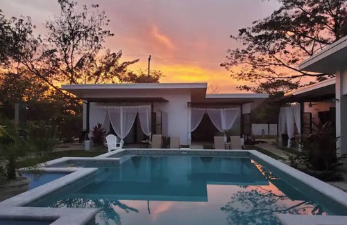Samara Apartment | Coconut Life Cabinas "Rockford & Angel"