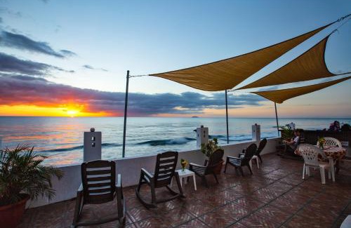 Stella Hotel | Coconut Palms Inn