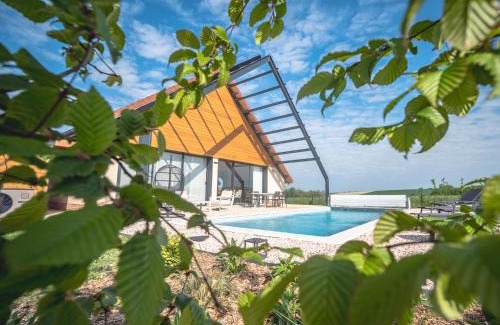 Laubressel House | Coeur Au Bois