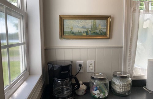 Merritt House | Coffee Creek Cottage: A tranquil, waterfront escape minutes from Oriental, NC