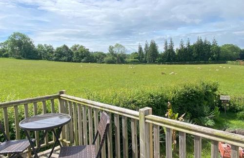 Warminster Bed & Breakfast | Cold Kitchen View