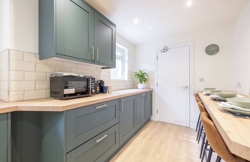 Coleraine Apartment | Coleraine, Northern Ireland - River Bann Rooms (Room 1)
