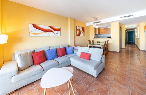 L'Escala Apartment | Colette: Apartment with swimming pool and view