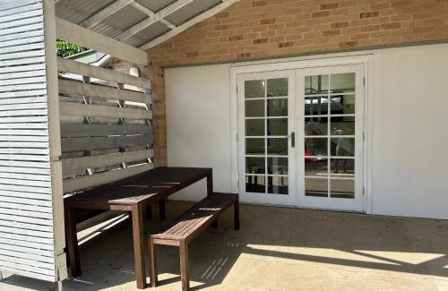 Bomaderry Apartment | Colin's Garden