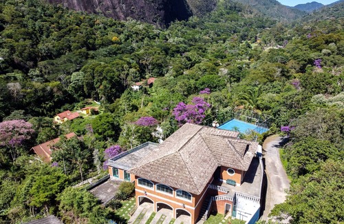 Fazenda Inglesa House | COLINA DOS REIS An excellent place to rest and/or set up your home office