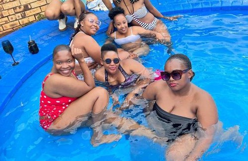 Orkney House | Colins Accommodation - DAYREST from R120 OVERNIGHT from R300