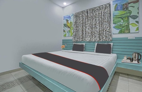 Ulhasnagar Hotel | Collection O Hotel Nirva