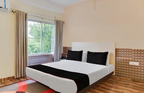 Siliguri Hotel | Collection O Palm Tree Lodge