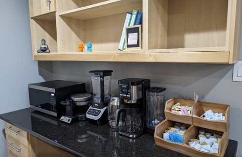 Marietta House | Colony Bungalow - Family & Groups - Modern Lux