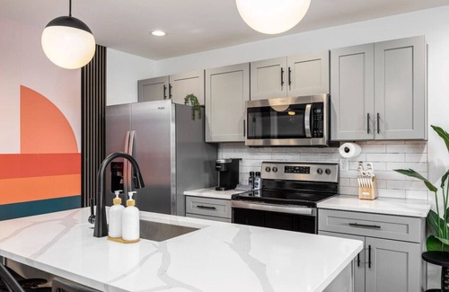 Hillsboro West End Apartment | Colorful 2 Bedroom Retreat with 3 Beds, Patio + Free Parking