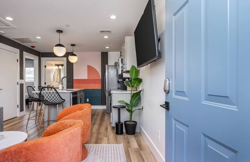 Hillsboro West End Apartment | Colorful 2 Bedroom Retreat with 3 Beds, Patio + Free Parking