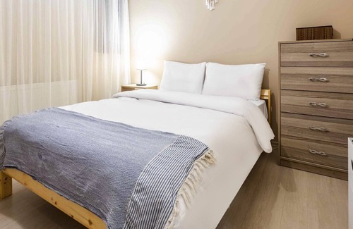 Bakırkoy Apartment | Colorful and Central Flat in Bakirkoy