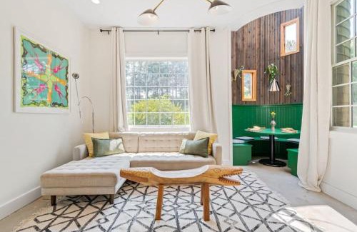 Lobelville House | Colorful and Cozy River Retreat with a View