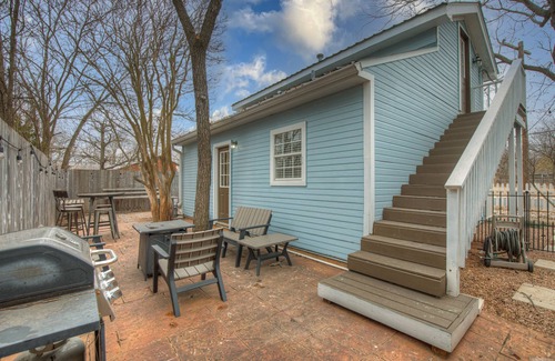 Fredericksburg Cottage | Columbus Cottage, .5 Miles to Main, Private Hot Tub!