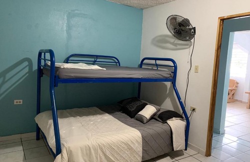 El Combate Apartment | Combate Beach Apartment/Kitchen/Tv/2 Rooms