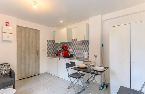 Tremblay-les-Gonesse Apartment | Come and discover the cocoon of l'impasse in Tremblay en France with our Deluxe studio!