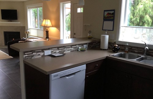 La Conner House | Come and stay at Thompson's Guest House in historic and charming La Conner, WA