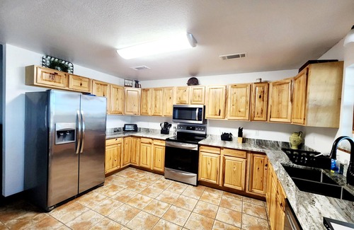 Mead House | Come enjoy the breathtaking views from the High Country Retreat