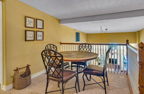 Blue Eye Condo | Come Hideaway at this 2 Bed + Loft Condo at Morningside!