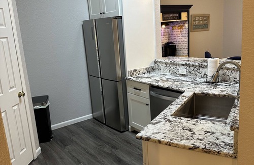 Northeast Pensacola House | Come relax at Kozy on Kipling. Close to shopping, eats, hospital,university, i10