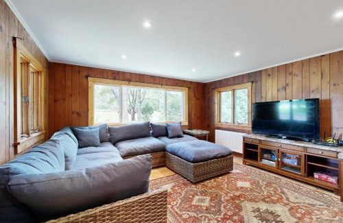 Union House | Come Spring Hideaway