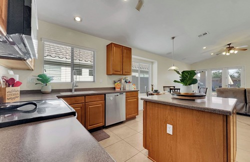 Skyline Ranch House | Come Stay a While! Pet Friendly Summer Pricing!