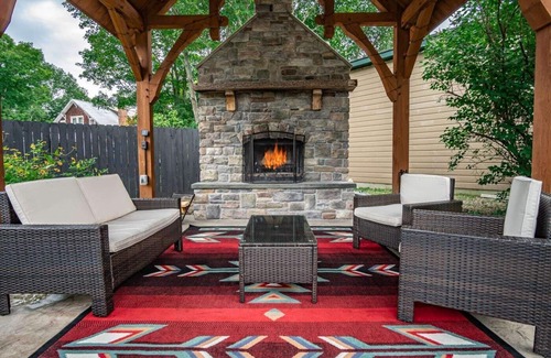 North Creek Condo | Come stay at Alpine Lodge for amazing views!