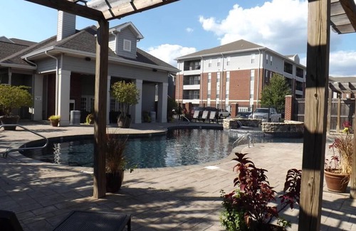 Tuscaloosa Condo | Come Stay at The Bama Babe nwalking distance to The UofA Campus!