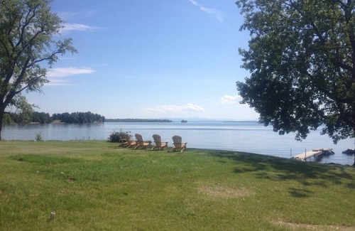 North Hero House | Come view the Eclipse while relaxing at this lakefront home!