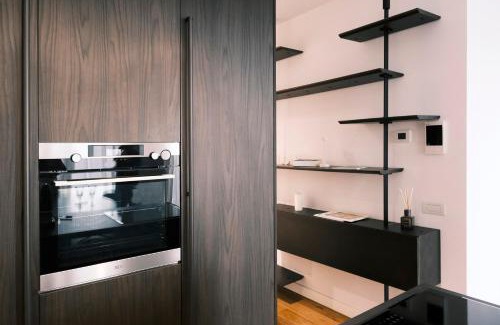 Porta Romana Apartment | ComeCasa Milano Modern Retreat Gym & Style