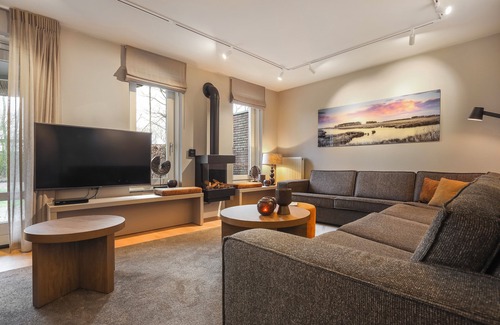 Nooitgedacht House | Comfort 10-person farmhouse in the holiday park Hof van Saksen