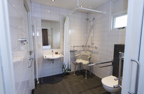Beekbergen-Zuid House | Comfort 4-person bungalow - Specially accessible in the holiday park Landal Heideheuvel