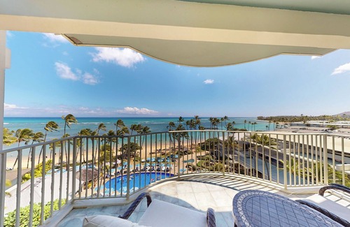 Waialae Iki House | Comfort and Elegance-2 Suites at the Kahana Resort