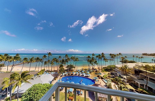 Waialae Iki House | Comfort and Elegance-2 Suites at the Kahana Resort