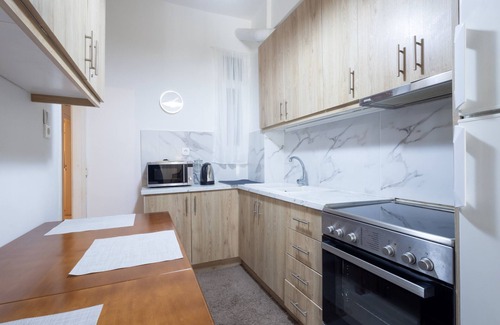 Vyronas Apartment | Comfort Apartment with 2 Bedrooms
