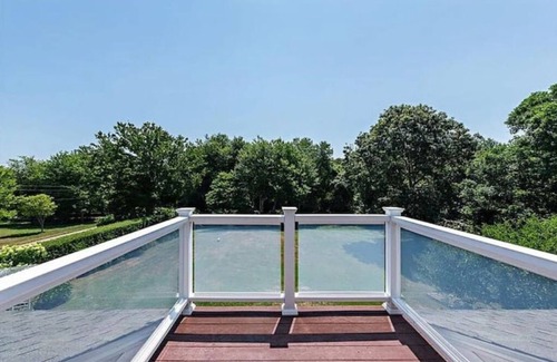 Little Compton House | Comfort, Beauty, and the Little Compton Beach!