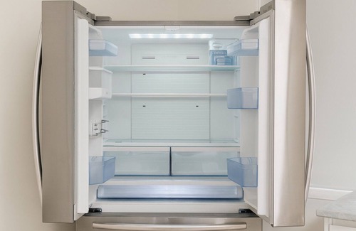 Mount Druitt Villa | Comfort & Co - 3 Bedroom Deluxe Family Home