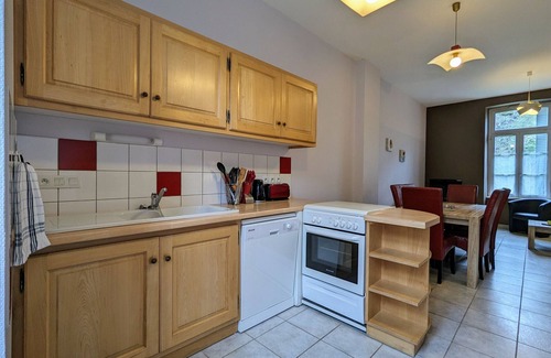 Saint-Julien-des-Chazes Cottage | Comfortable 3-bedroom cottage by the Allier River