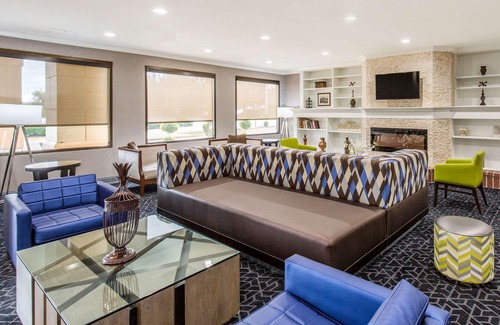 Calverton Hotel | Comfort Inn College Park North
