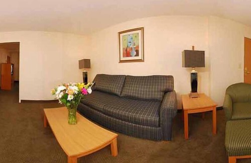 Revloc Hotel | Comfort Inn Ebensburg