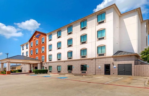 Denton Hotel | Comfort Inn Near UNT