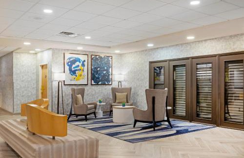 Greenville Hotel | Comfort Inn & Suites Greenville Near East Carolina University