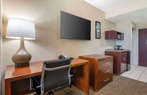 Tavares Hotel | Comfort Inn & Suites Tavares North