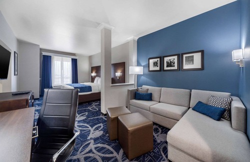 Central Oklahoma City Hotel | Comfort Inn & Suites Oklahoma City South I-35