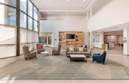 Verona Hotel | Comfort Inn & Suites Verona at Turning Stone Resort Casino