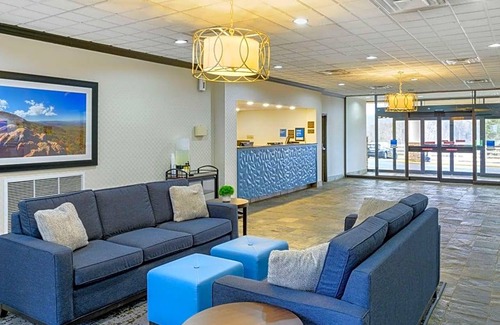 Charlottesville Hotel | Comfort Inn Monticello
