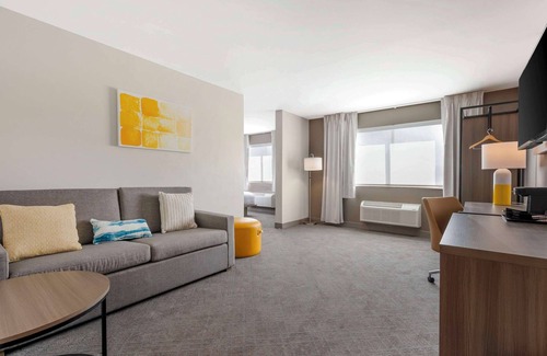 Kendallville Hotel | Comfort Inn