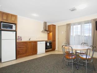 Warrnambool Hotel | Comfort Inn Warrnambool International now Waves Motel and Apartments