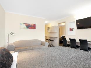 Warrnambool Hotel | Comfort Inn Warrnambool International now Waves Motel and Apartments